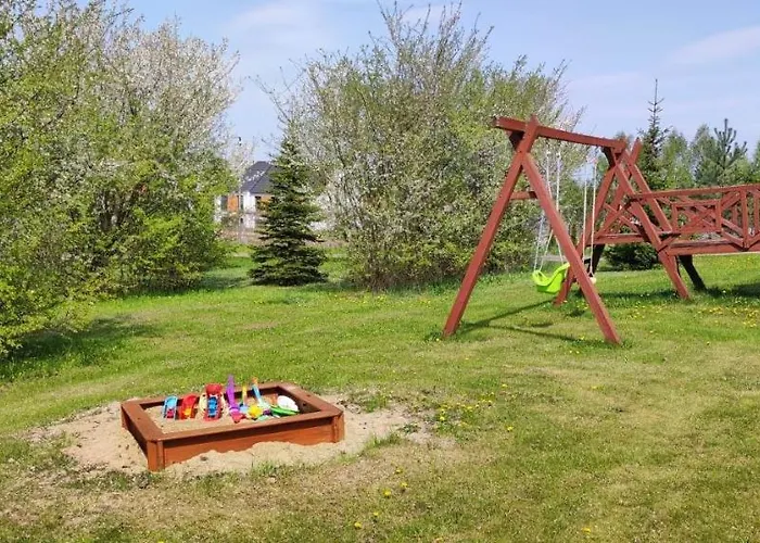 Gosciniec Mazurek , Drewniany 1 Domek letniskowy *